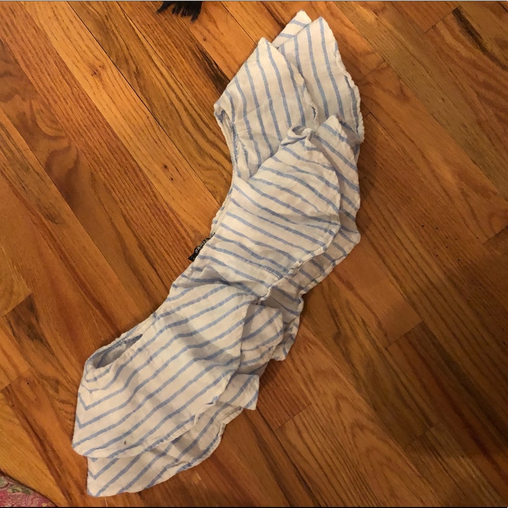 Miss Behavin white and blue stripped crop top